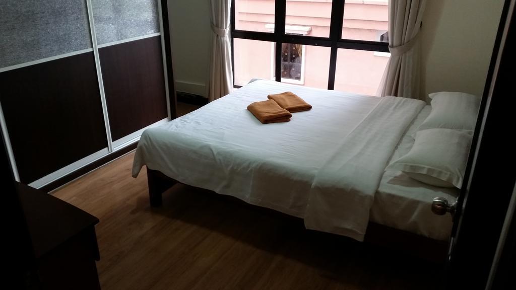 Marina Court Kota Kinabalu- Bigger Group Stay Together- 6 Bedroom Apartments Kamer foto