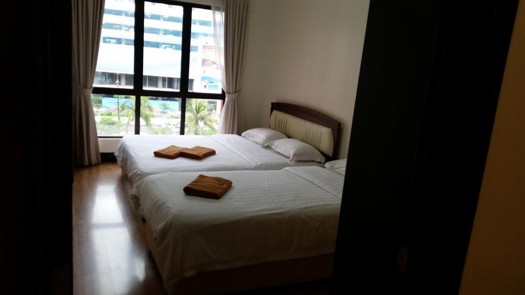 Marina Court Kota Kinabalu- Bigger Group Stay Together- 6 Bedroom Apartments Kamer foto