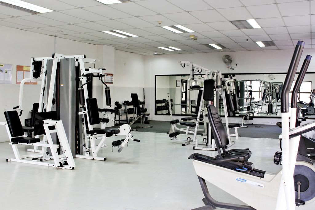 Marina Court Kota Kinabalu- Bigger Group Stay Together- 6 Bedroom Apartments Buitenkant foto