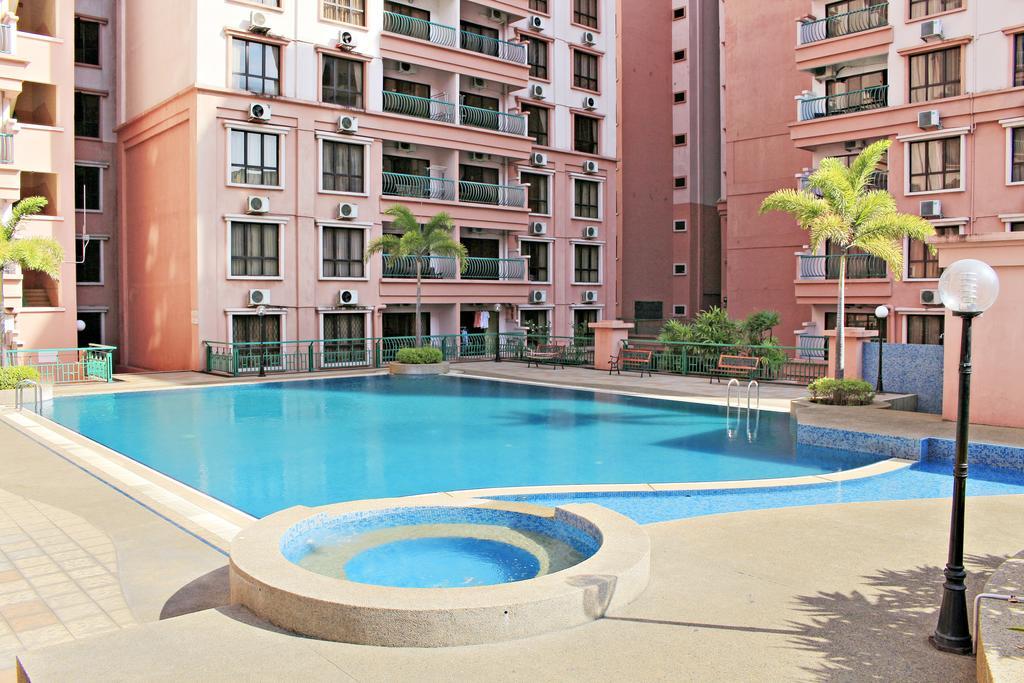 Marina Court Kota Kinabalu- Bigger Group Stay Together- 6 Bedroom Apartments Buitenkant foto