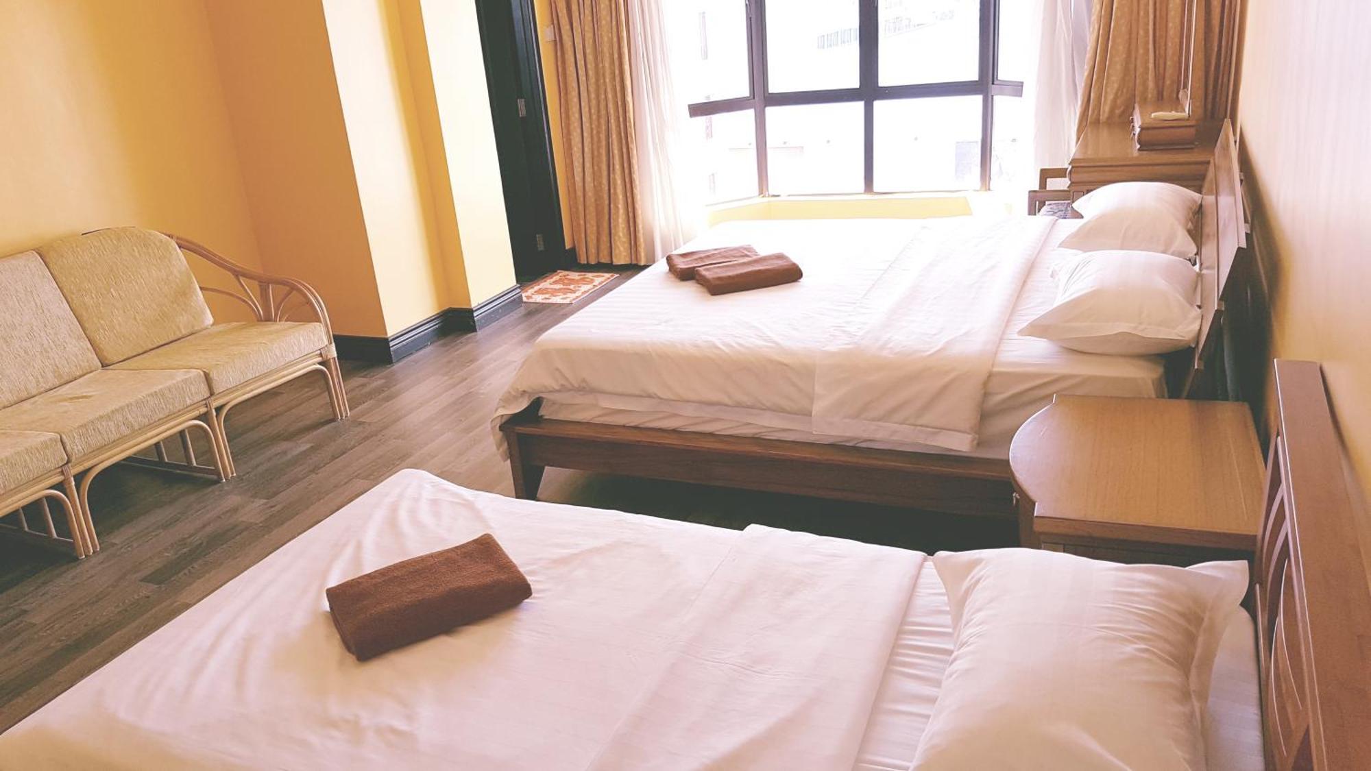 Marina Court Kota Kinabalu- Bigger Group Stay Together- 6 Bedroom Apartments Buitenkant foto